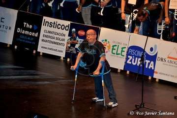 Acto de presentación de la murga teldense Los Nietos de Sarymanchez en el Teatro Víctor Jara de Vecindario (Foto Francisco Javier Santana)
